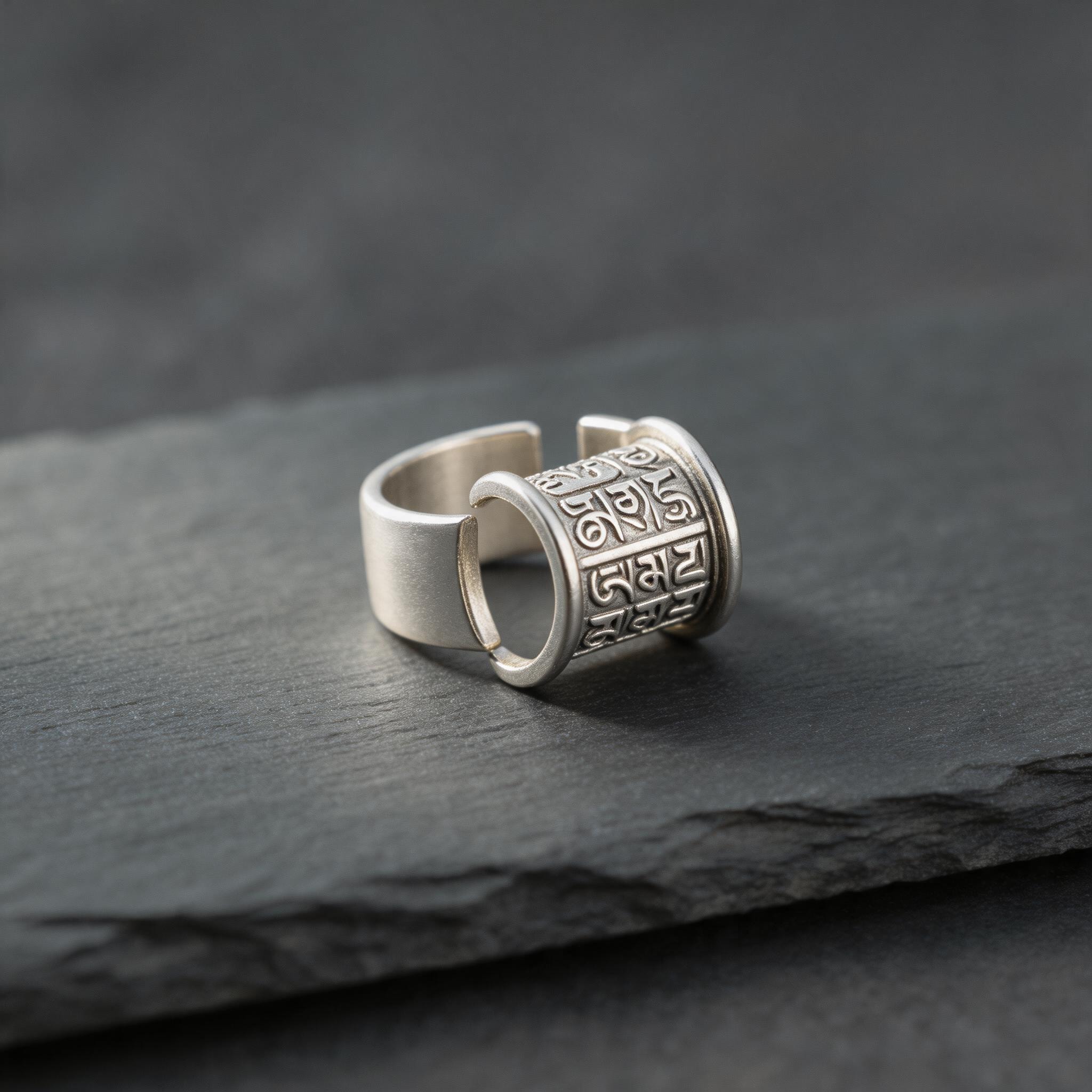 Prayer Wheel Pure Silver Ring product image showing 999纯银 and craftsmanship